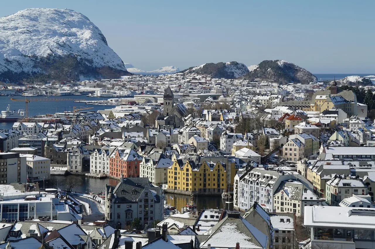 Alesund cruise port
