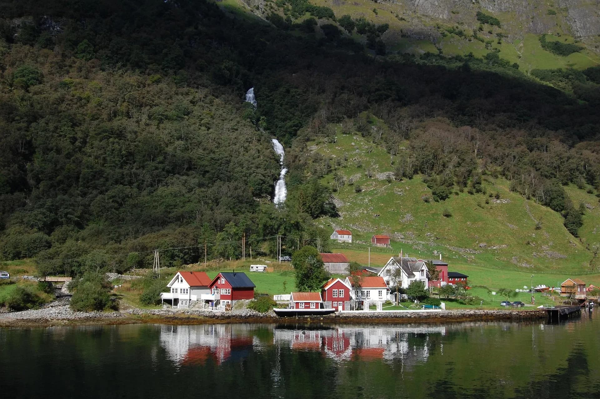 Flam cruise port