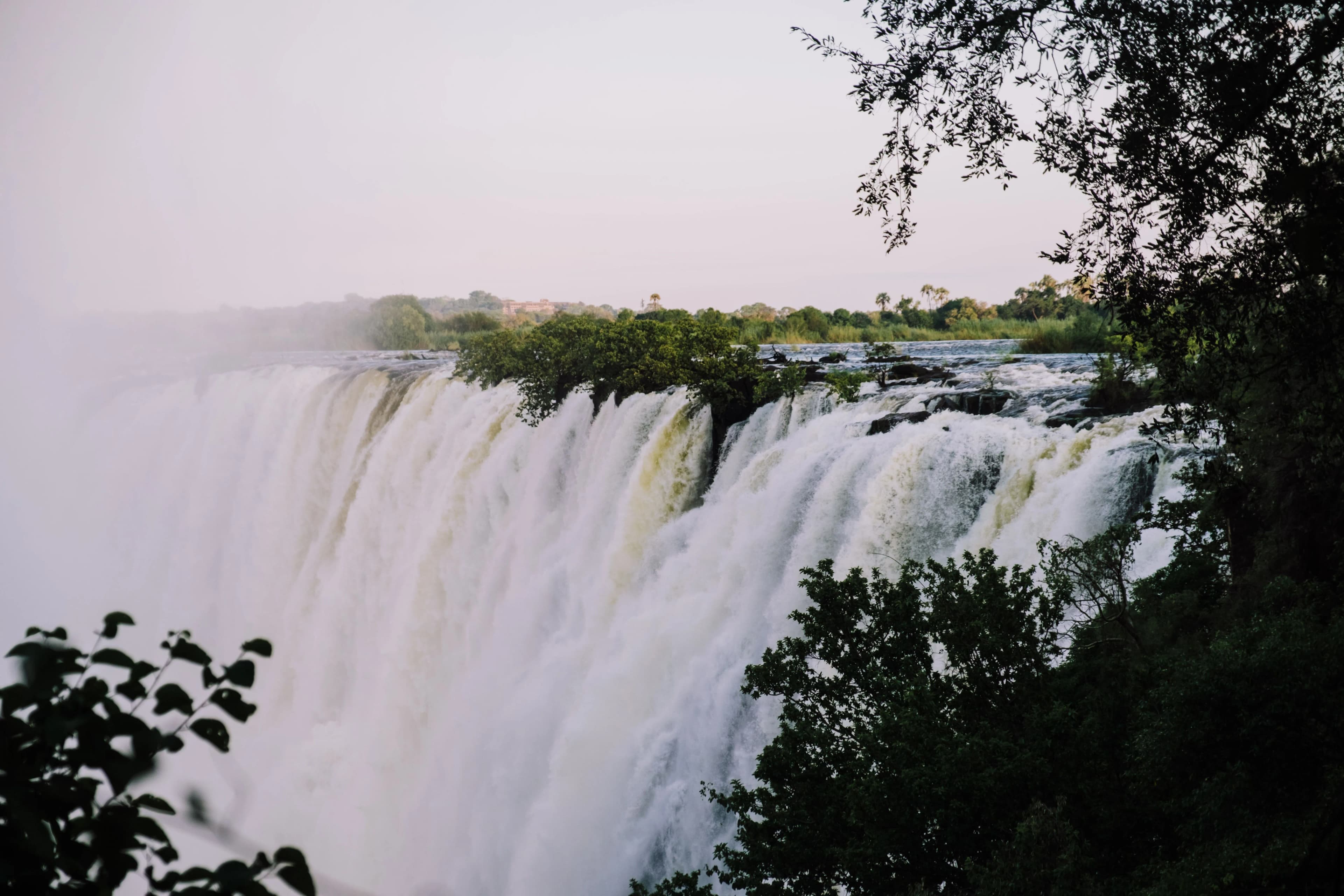 Victoria Falls cruise port