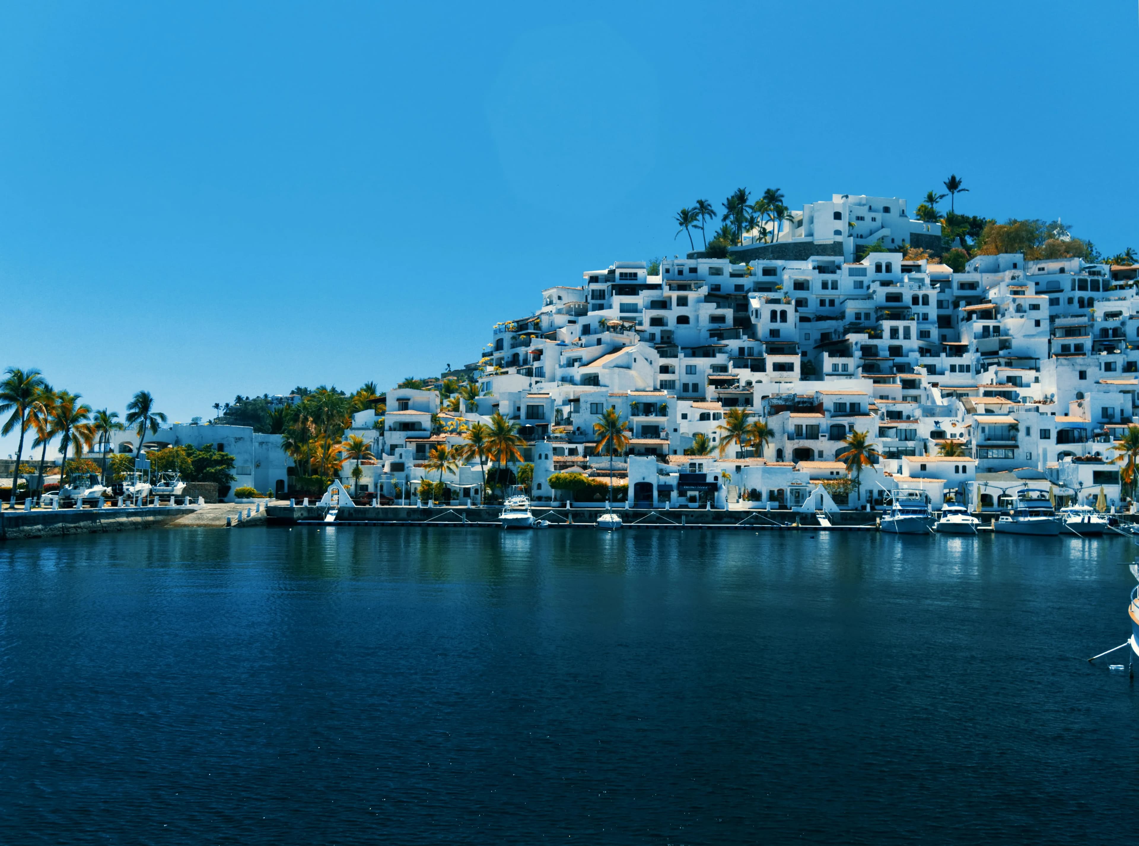 Manzanillo cruise port